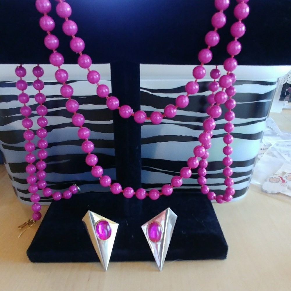 Pink beaded necklace and earrings